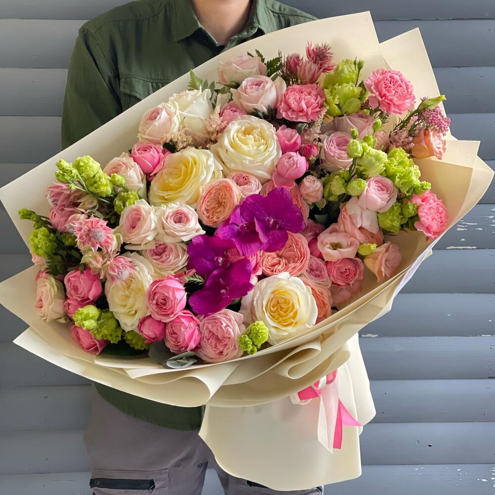 Авторский букет от студии LaVanda