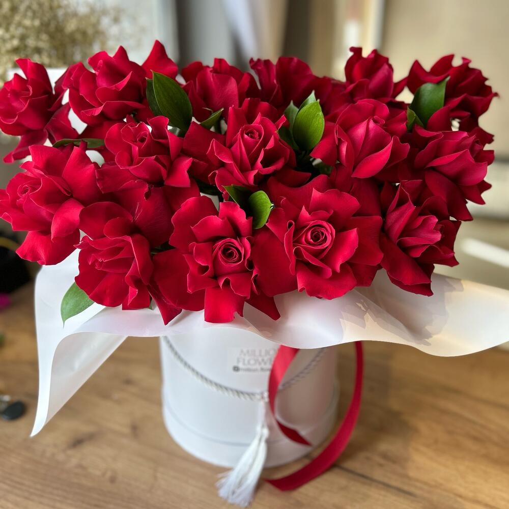 Цветы в коробке