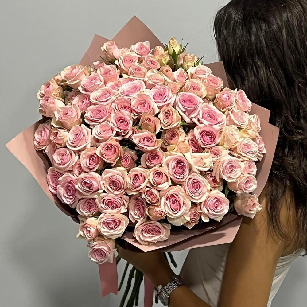 bouquet of duch spray roses