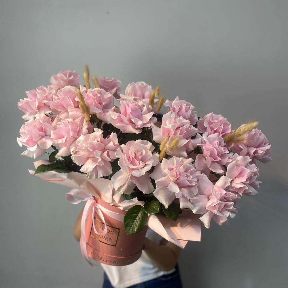 Цветочная композиция из голландских роз