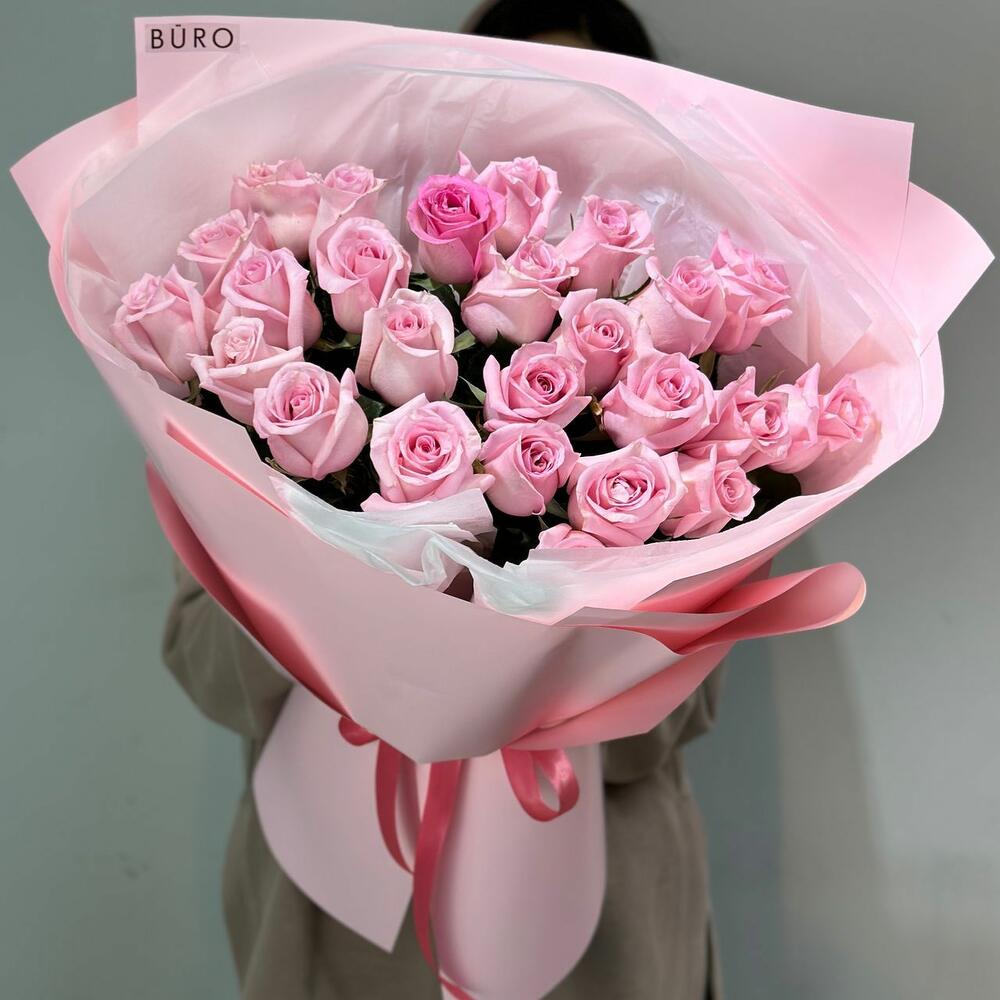 Букет из нежно-розовых голландских роз